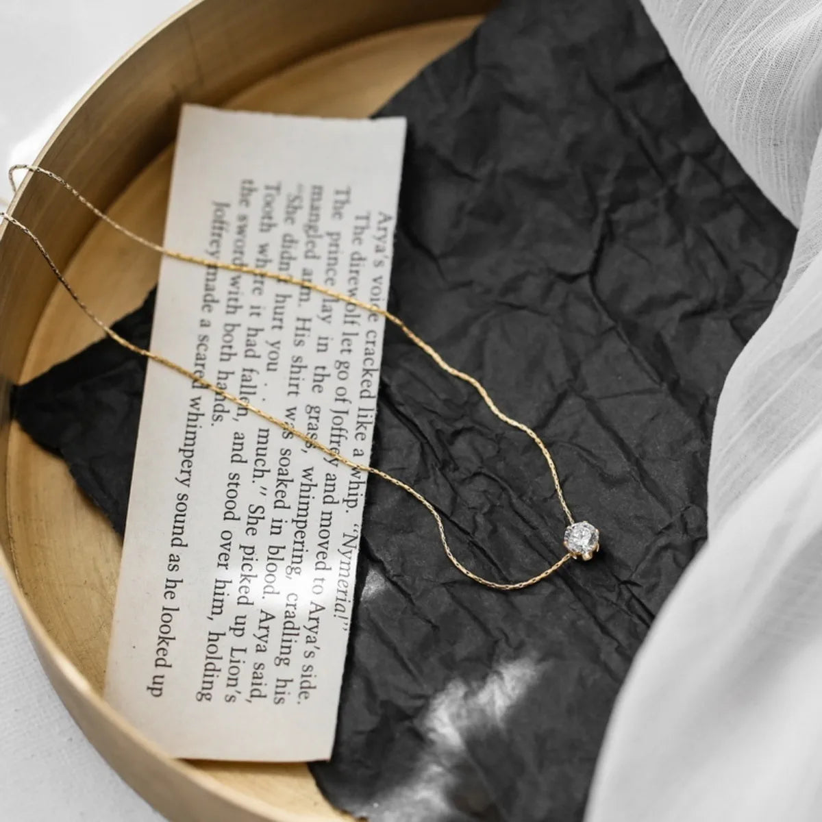 Ultra-simple Stainless Steel Golden Wire Chain Advanced Sense Inlaid