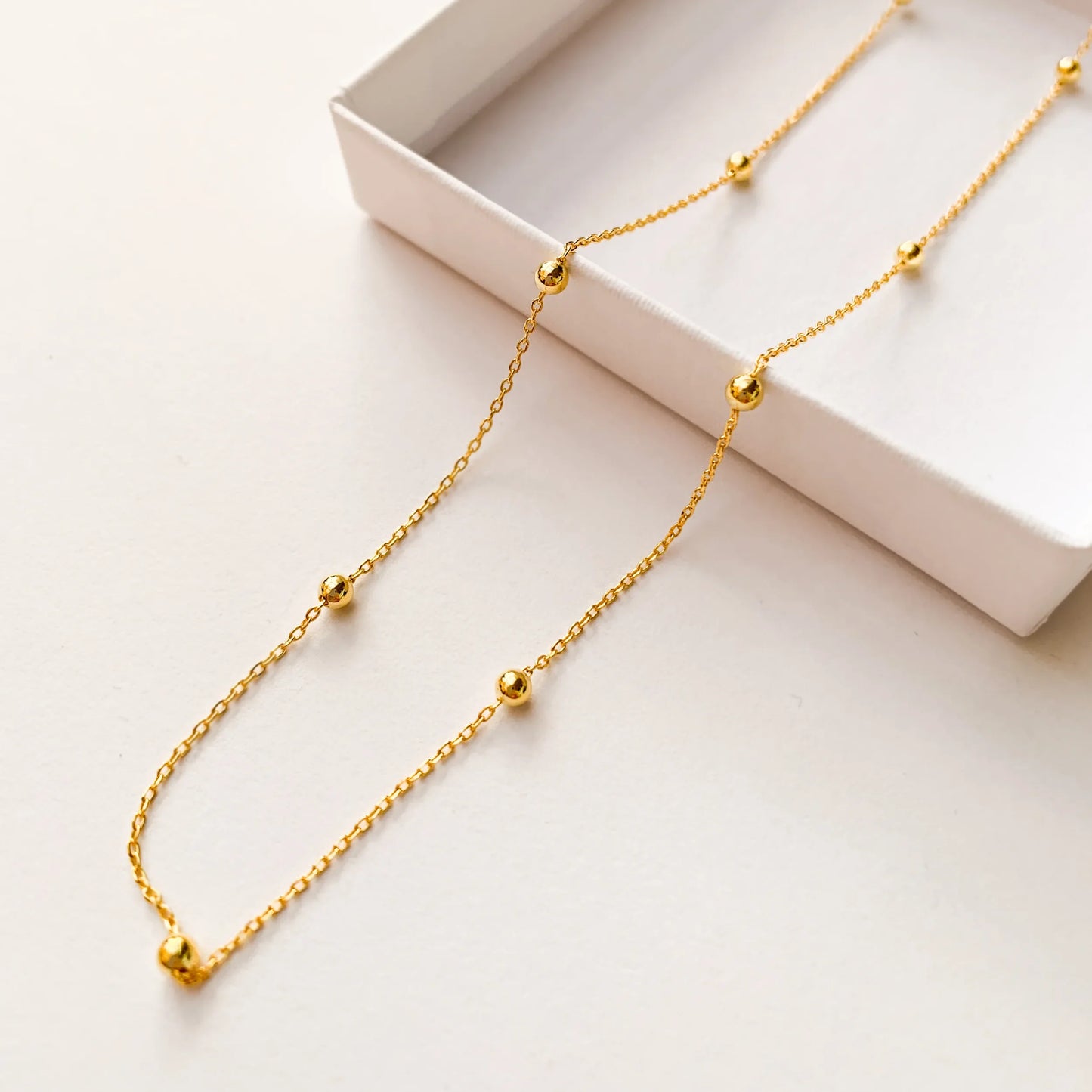 CHLOE CHOKER